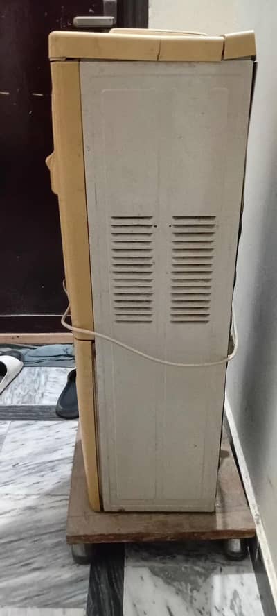 water dispenser