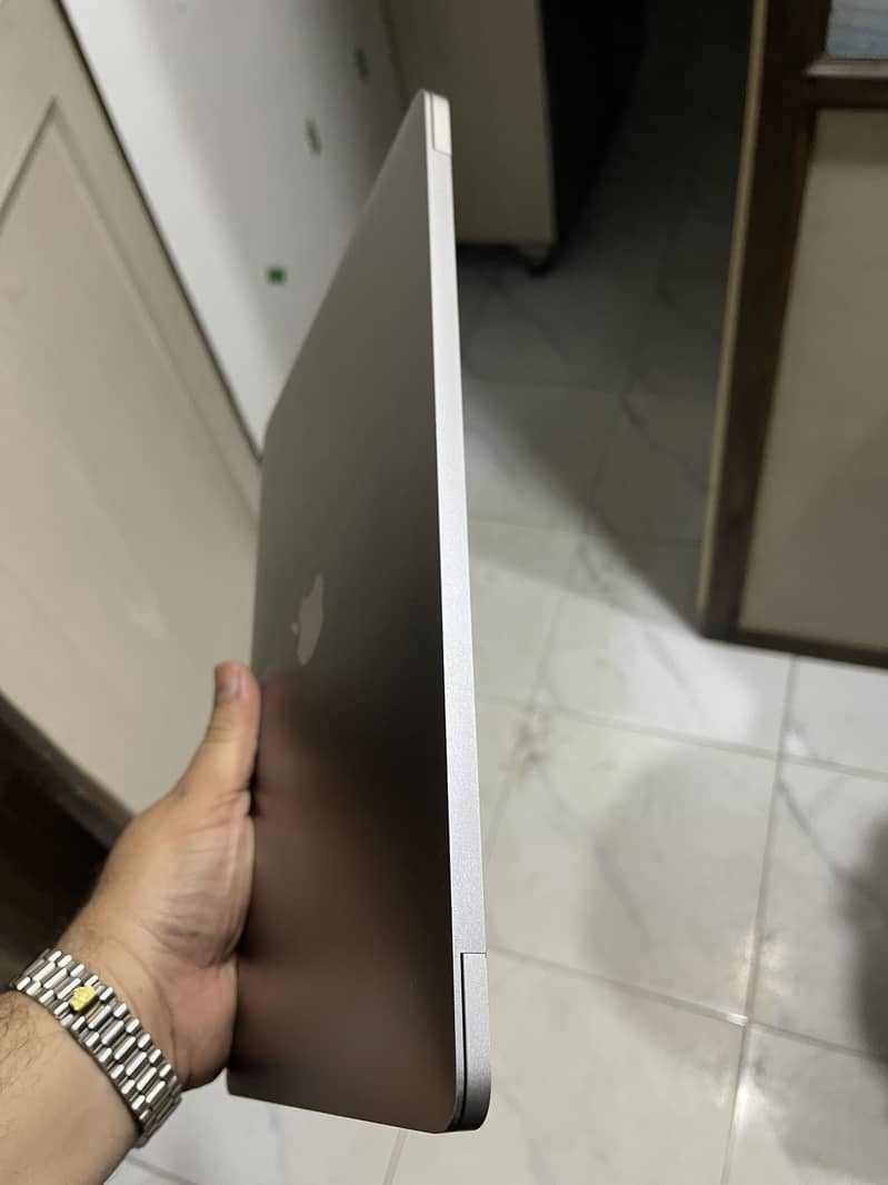 Macbook Pro 2017 4