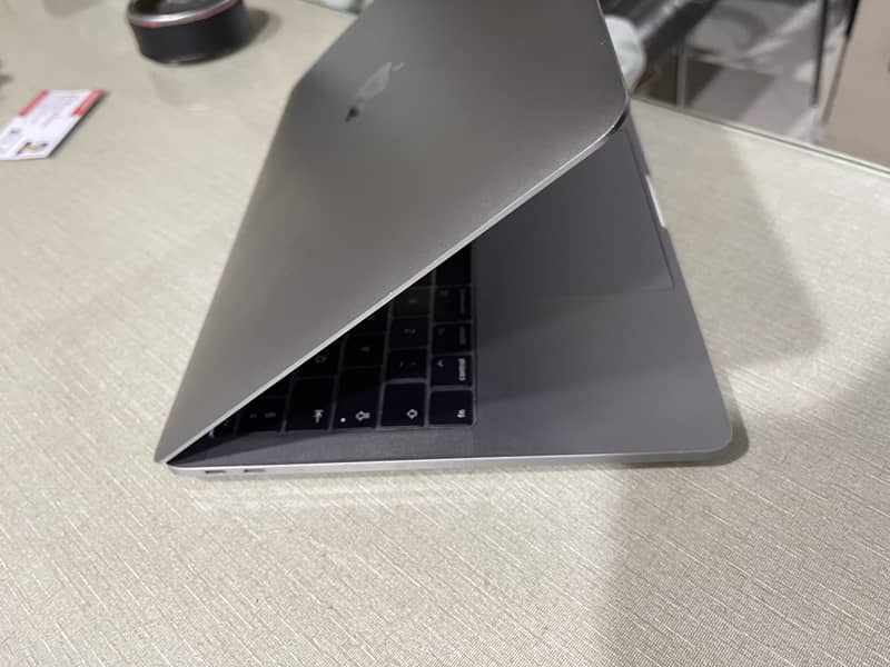 Macbook Pro 2017 8