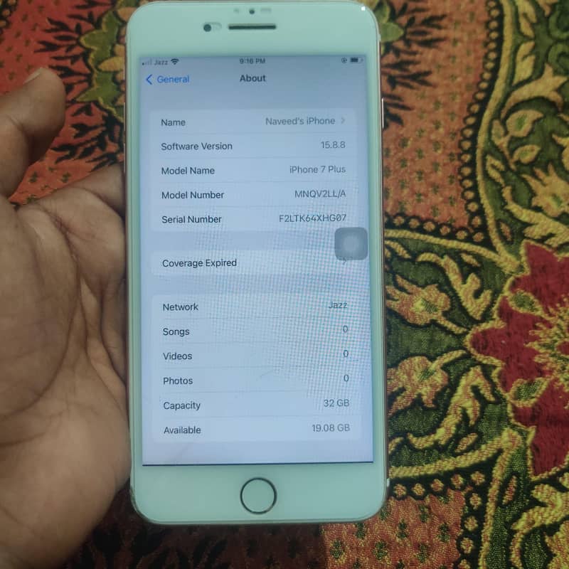 Apple iPhone 7 Plus 3