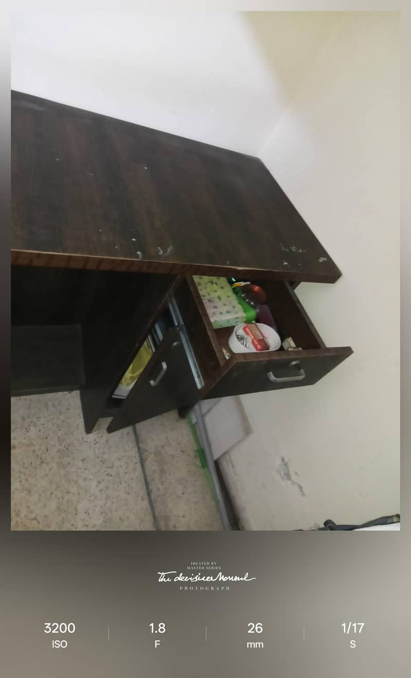customised office table 0