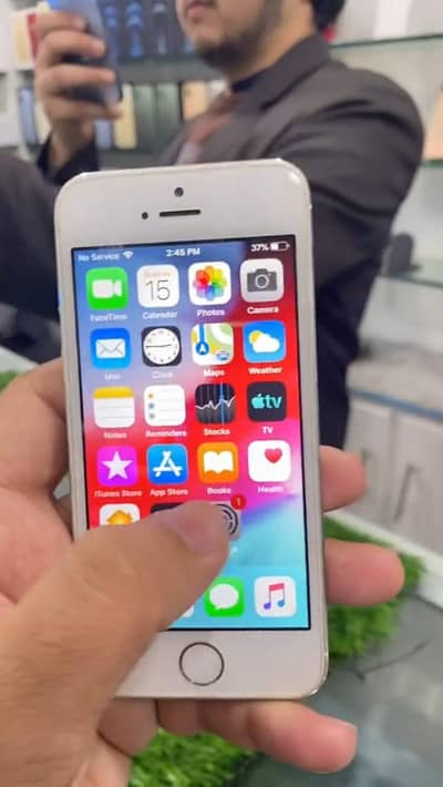 iPhone 5s /4/ 64 GB PTA proof