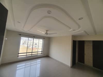 1.5 KANAL HOUSE FOR SALE DOUBLE UNIT CORNER