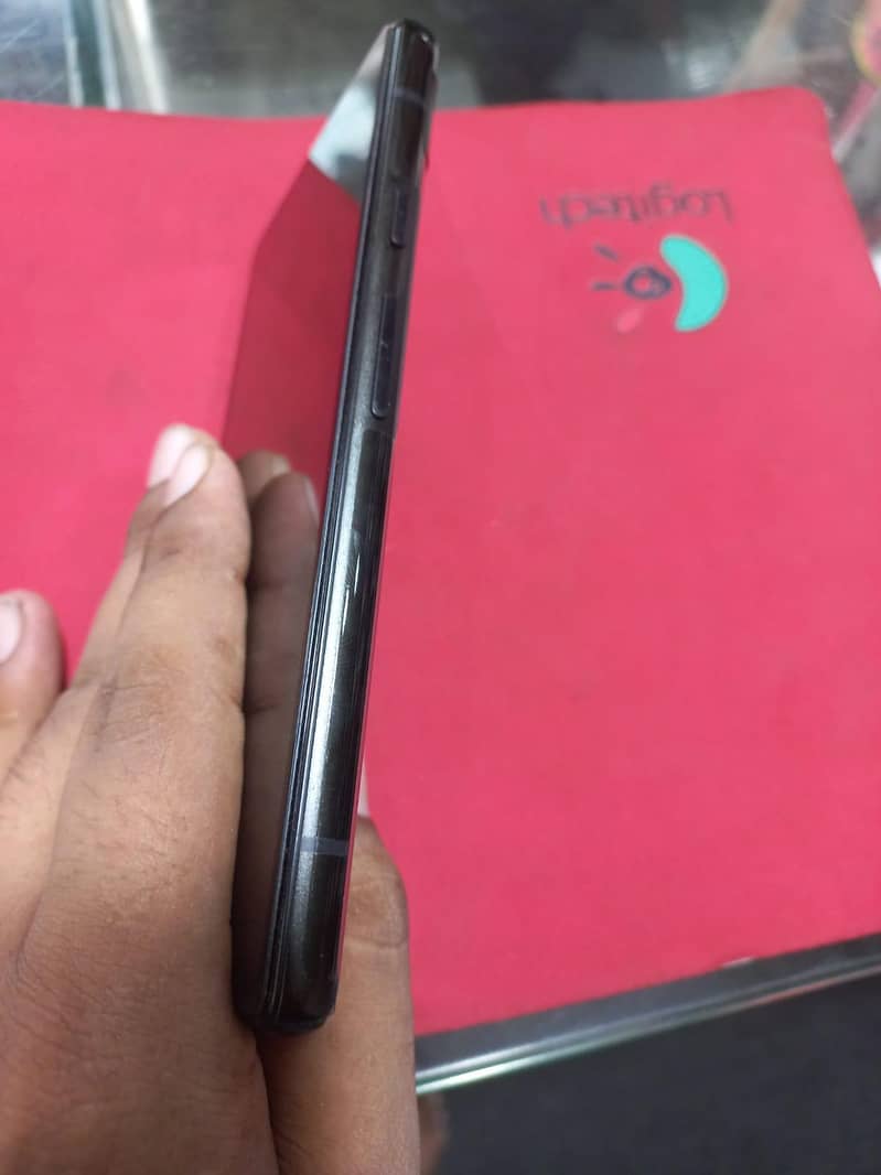 Google Pixel 6a 5
