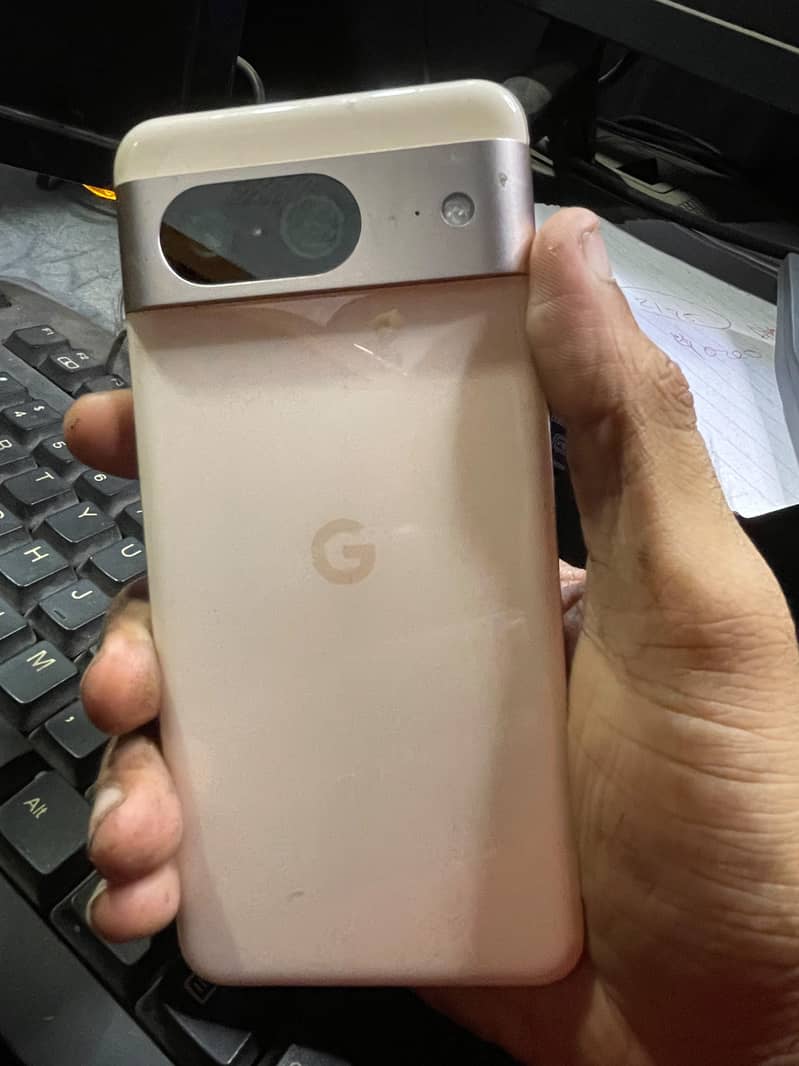 Google Pixel 8 1