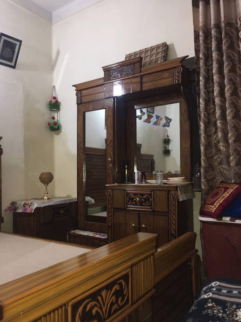 Double bed king size 2