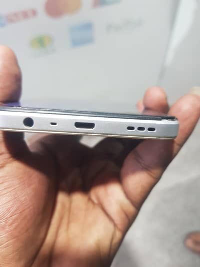 OPPO A17
