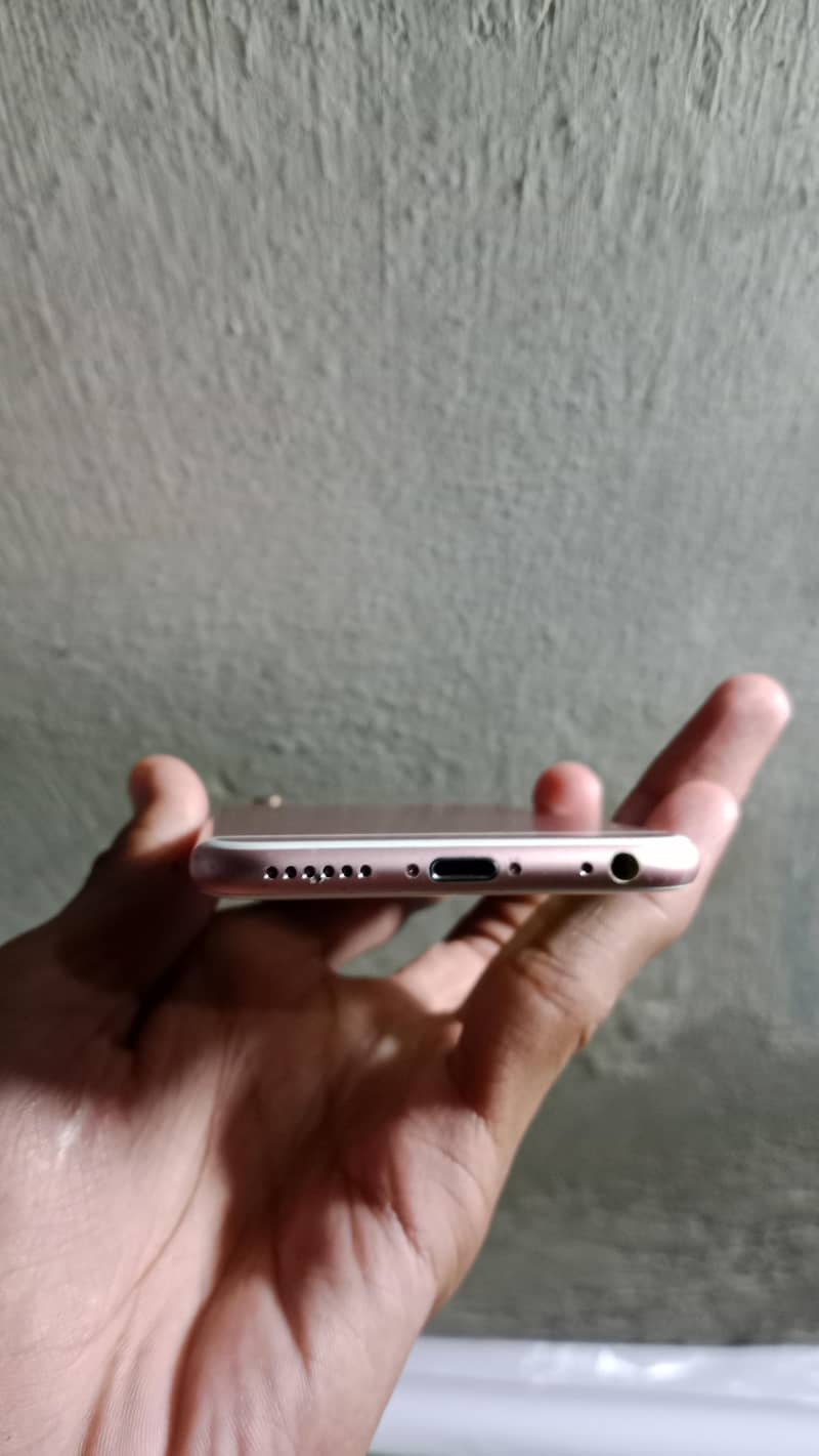 iPhone 6s | All Original | Never Opened 6