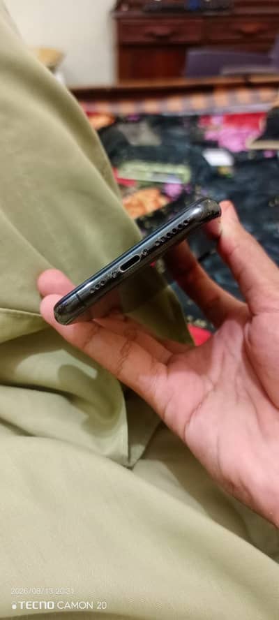 Apple iPhone XS. 64 gb all ok