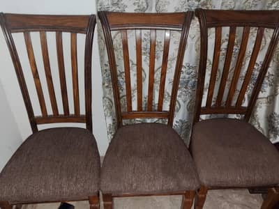 DAINING TABLE WITH 6 CHAIRS