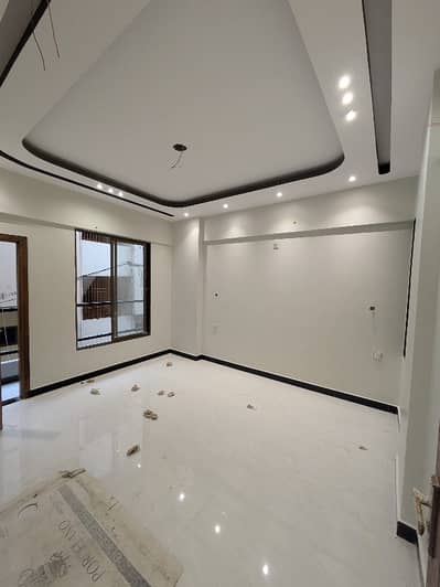 Brand New Flat Available For Sale 3 Bed Dd Full FLoor Flat Floor Availability 1st 2nd 4th With Roof Or With Out Roof Also Lift Available Gulistan-E-Johar Block 14