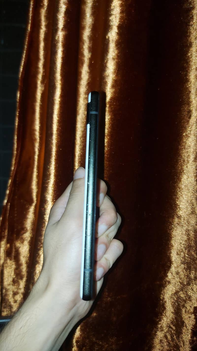 Pixel 6A 3
