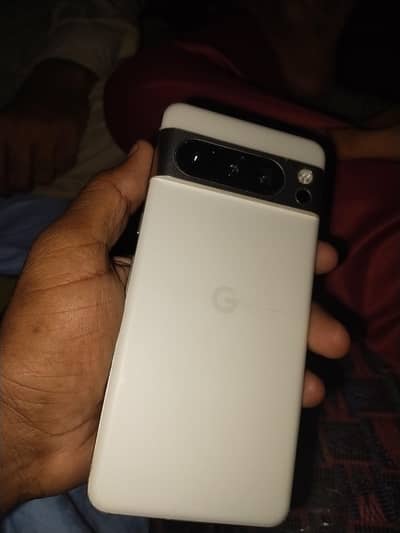 Google Pixel 8 Pro
