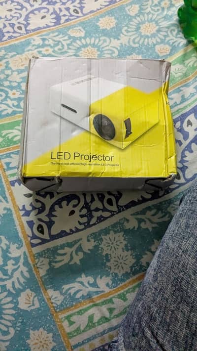led Projector