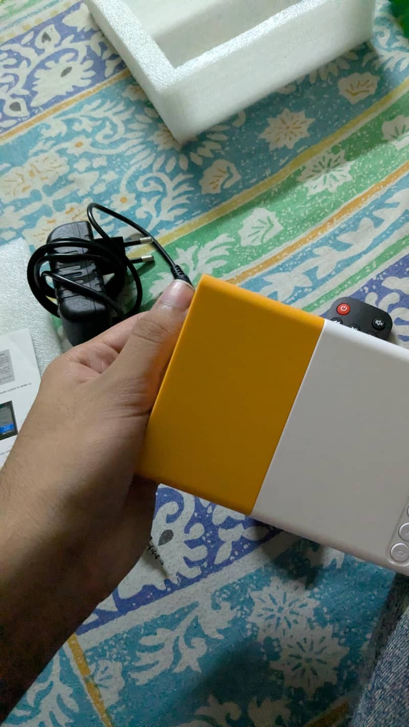 led Projector 9