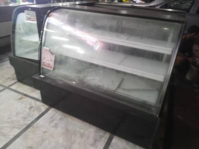 Chiller and Biscuit Heater