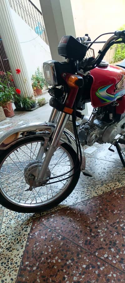 Honda CD70 Red 2024