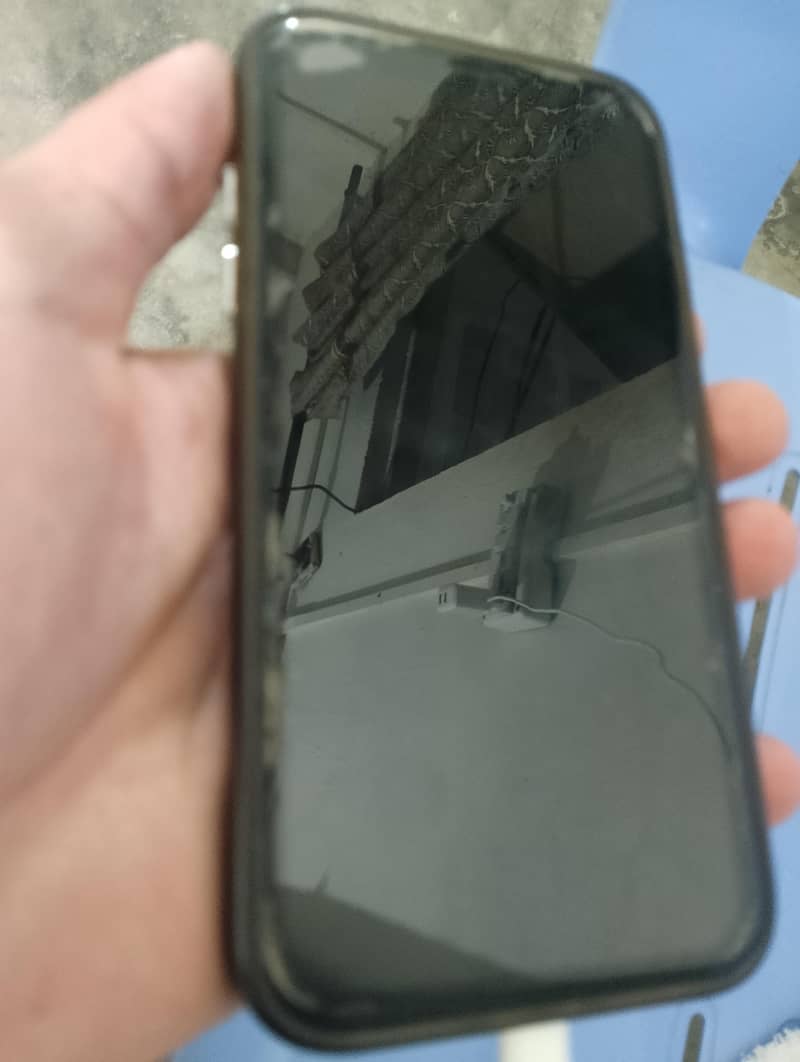Apple iPhone 11 1
