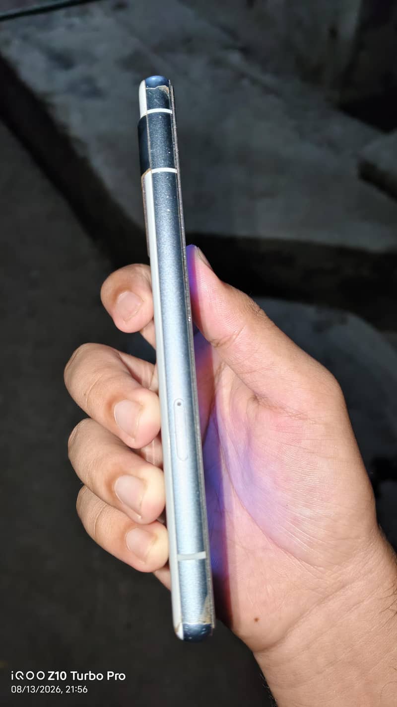 Google Pixel 7a 2