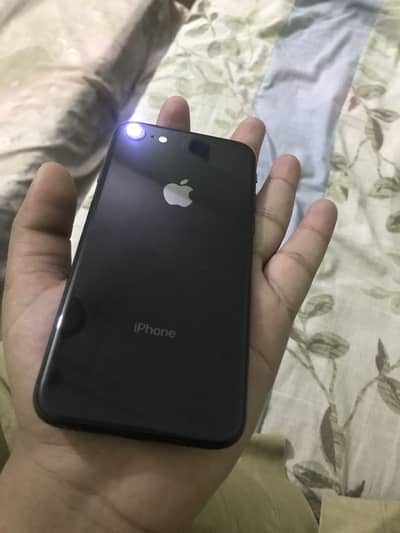Apple iPhone 8