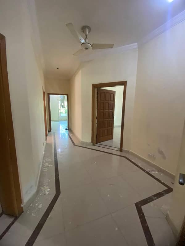 14 Marla Upper Portion For Rent With All Basic Necessities 2