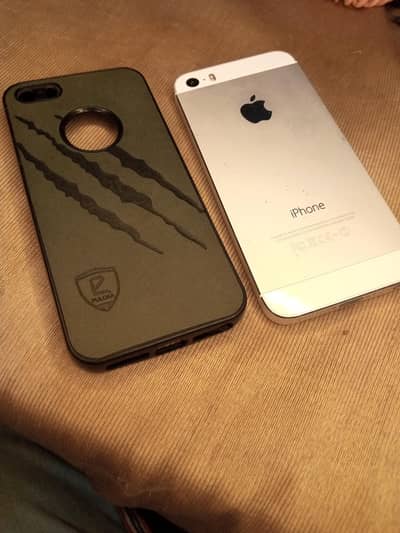 iPhone 5s Official pta approved in good condition
