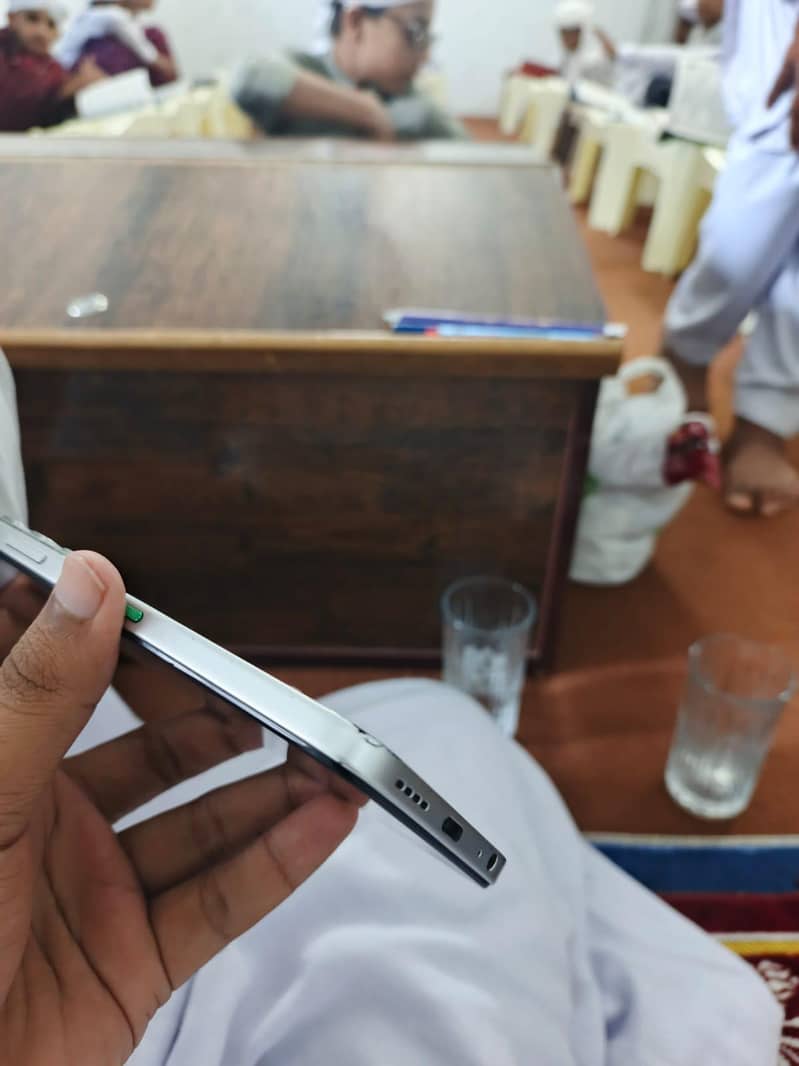 Infinix 4