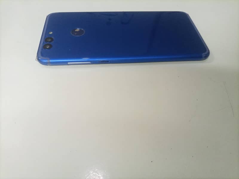 Huawei Nova 2 Plus 4