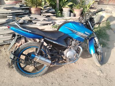 Yamaha YBR 2015 model available for sale