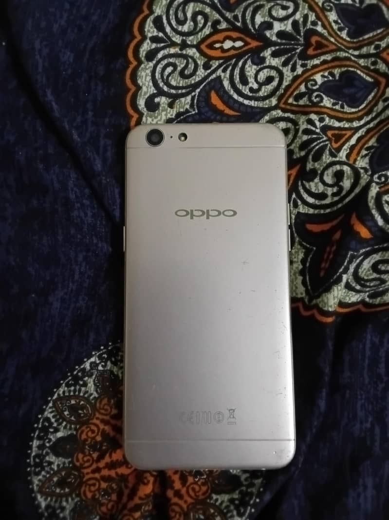 OPPO A57 1