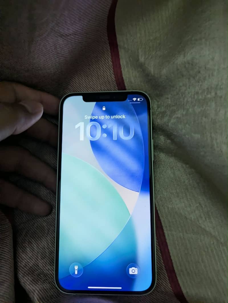 Apple iPhone 12 1