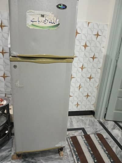 fridge Dawlance