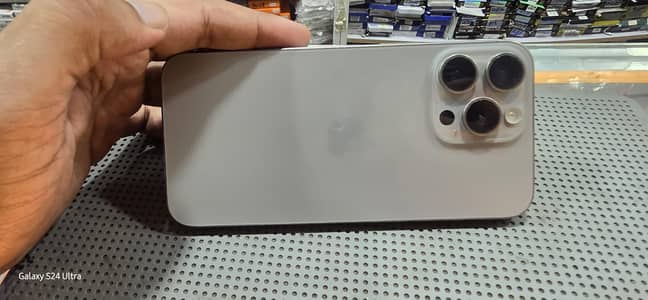 Apple iPhone 15 Pro Max