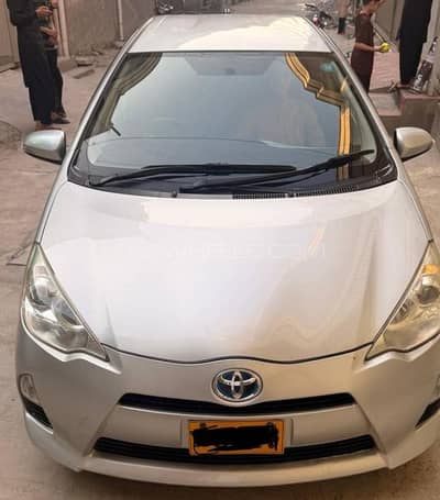 Toyota Aqua 2013 Sindh register neat and clean interior