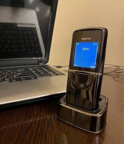 Nokia 8800 Sirocco