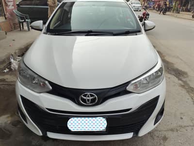 Toyota Yaris gli 2021 (03247607332)