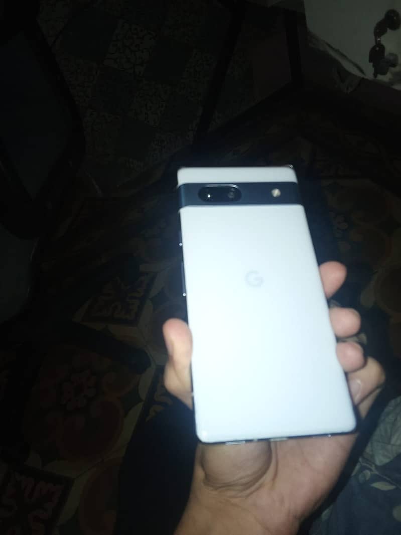 Google Pixel 7a 5