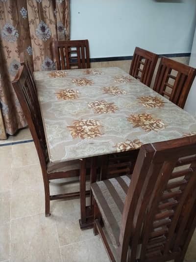 6 seater dinning table