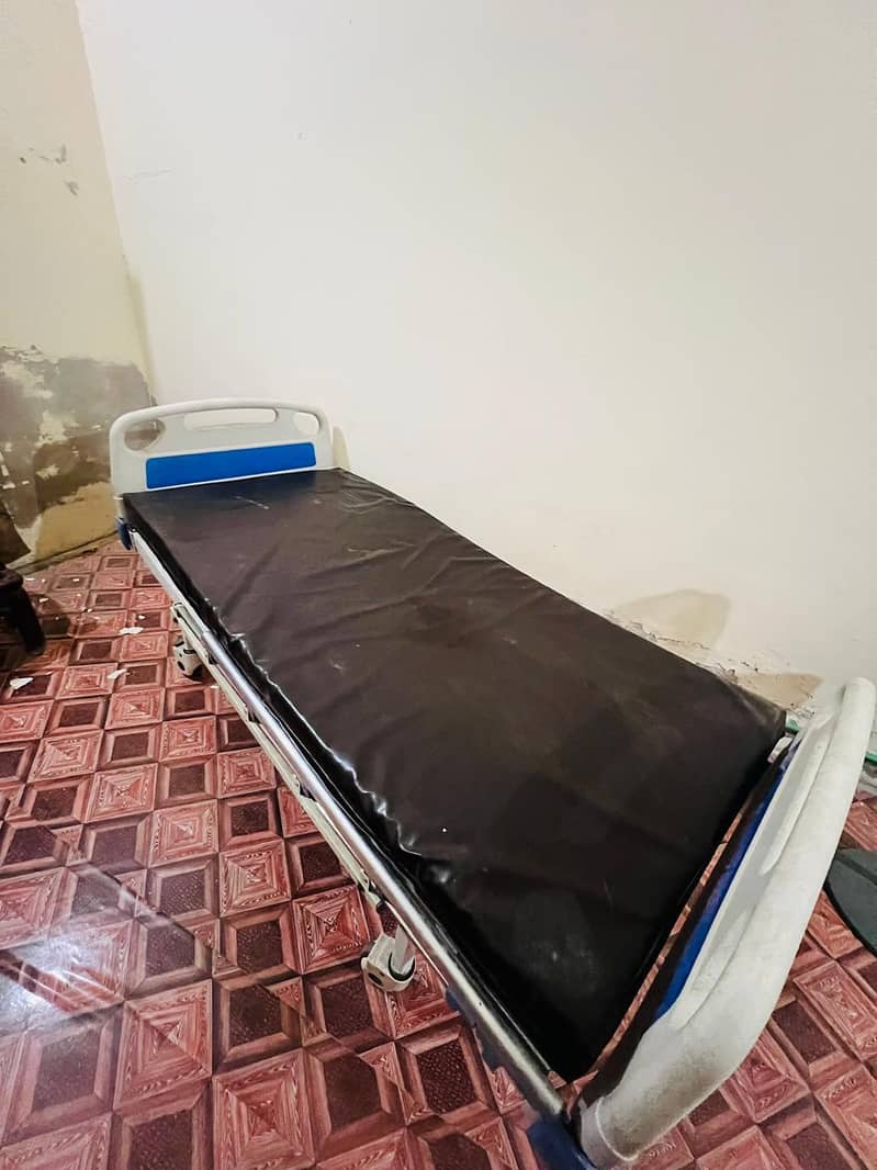 patient bed 1