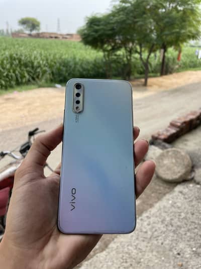 Vivo S1