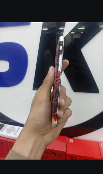 Apple iPhone 8 03234232758 WhatsApp