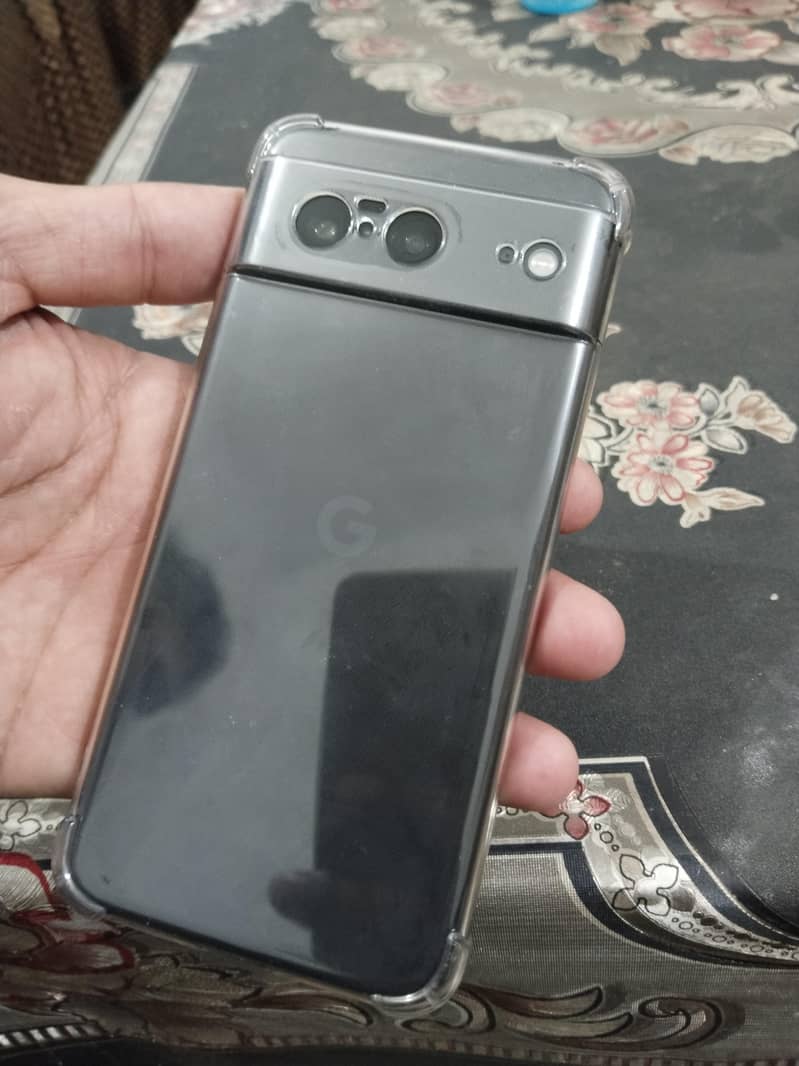 Google Pixel 8 3