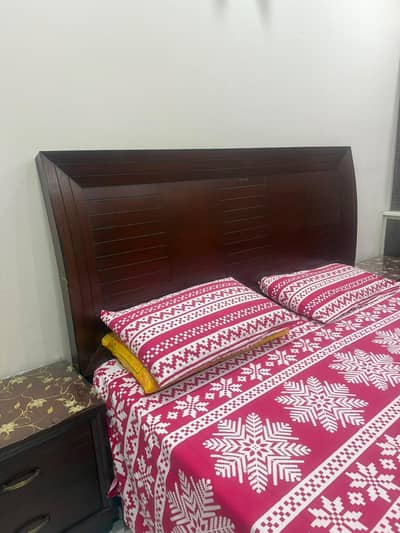 King-size bed with mattress, bedside tables and dresser