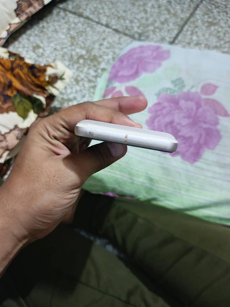 Google Pixel 8 Pro 1