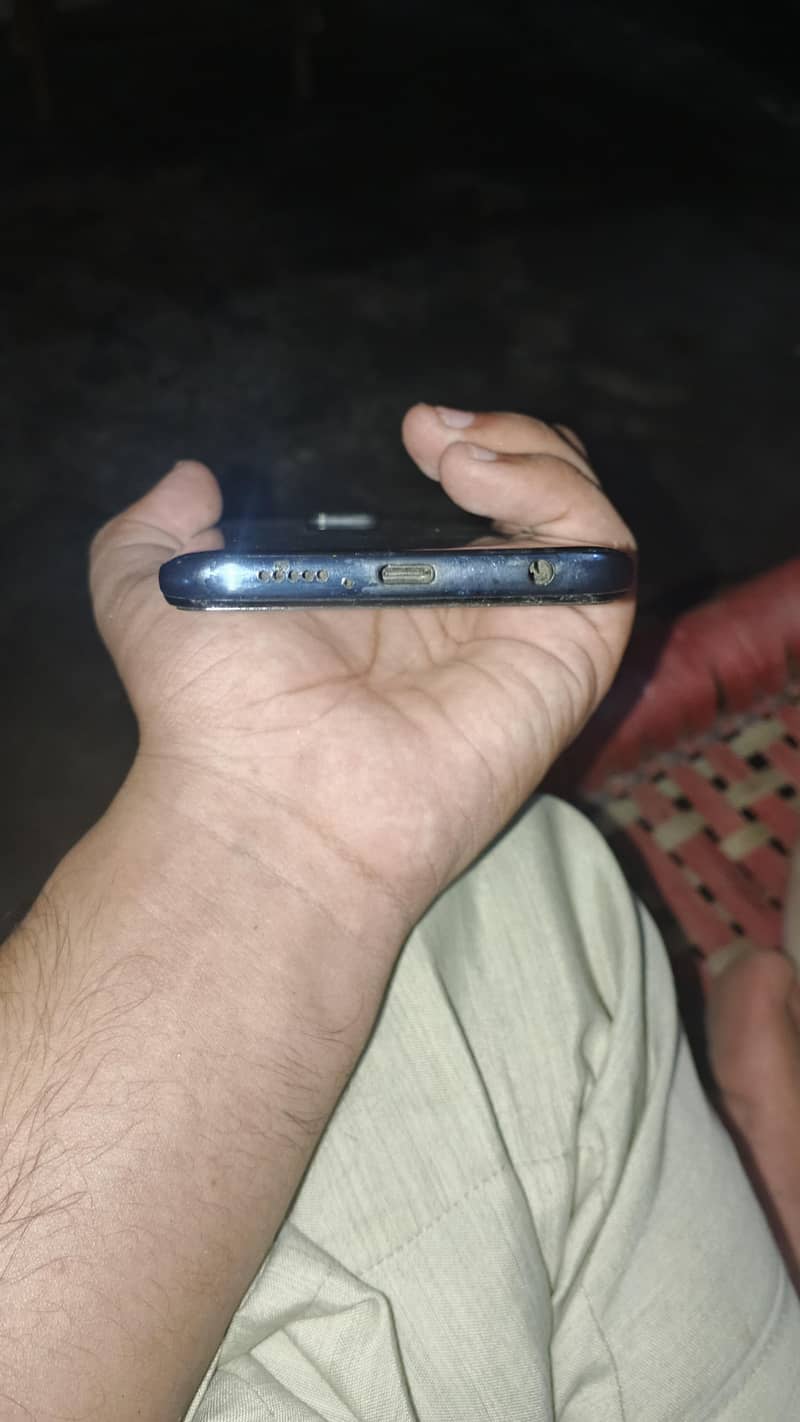 Xiaomi Redmi Note 9S 0