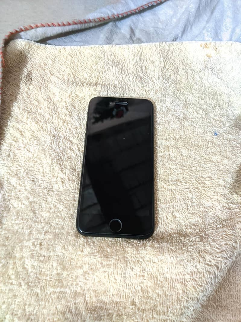 Apple iPhone SE 3