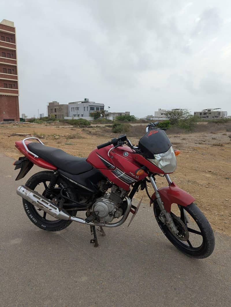 YBR 125 3