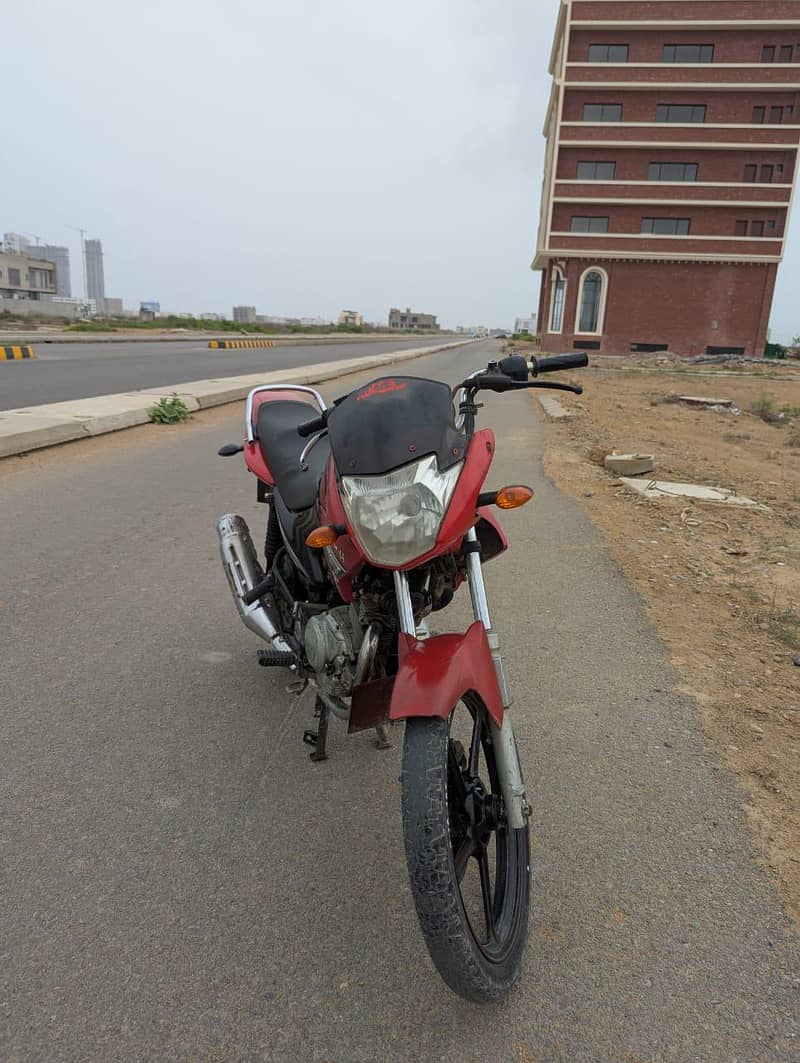 YBR 125 4