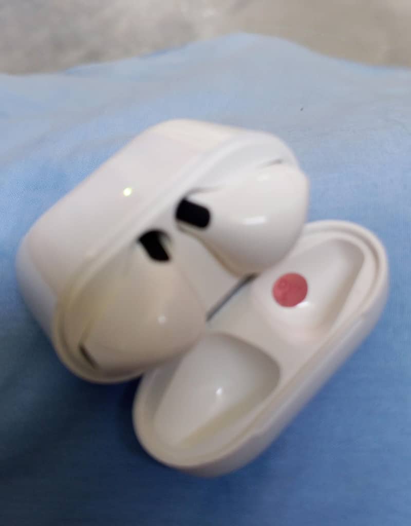 Bluetooth Speaker / Bluetooth Device — Excellent Condition 2
