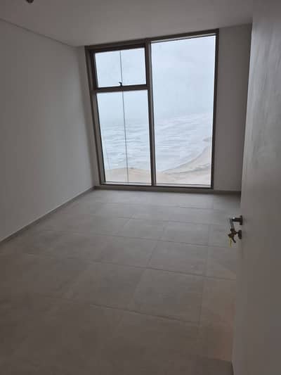 EXCLUSIVE PARTIAL SEA FACING APARTMENT FOR RENT The Views Emaar Karachi